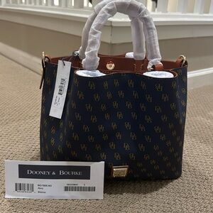 Dooney & Bourke Brenna canvas Gretta